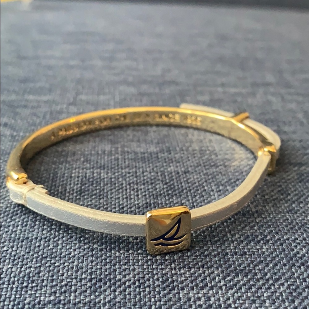 Sperry Gold dainty Bracelet